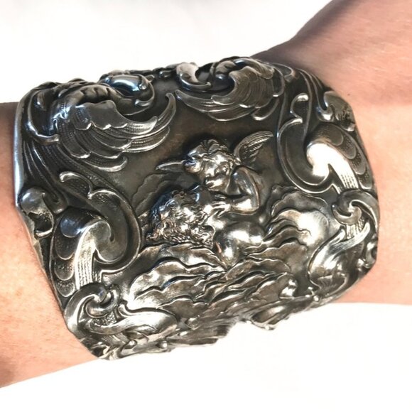 Kissing Cherub Wide Sterling Silver Cuff Bracelet Unger Brothers Angel Putti - Picture 2 of 13